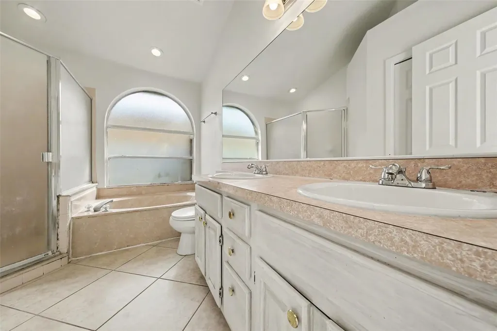 11040 NW Fairhaven Way Orlando FL 32825
