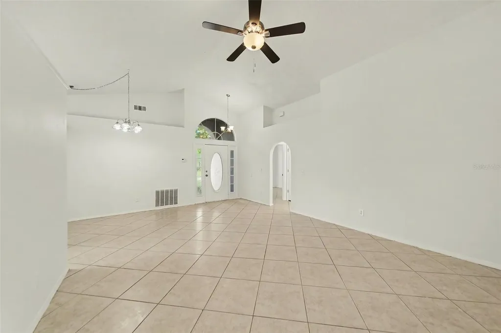 11040 NW Fairhaven Way Orlando FL 32825