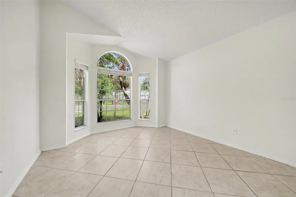 11040 NW Fairhaven Way Orlando FL 32825