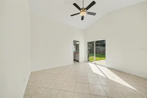11040 NW Fairhaven Way Orlando FL 32825