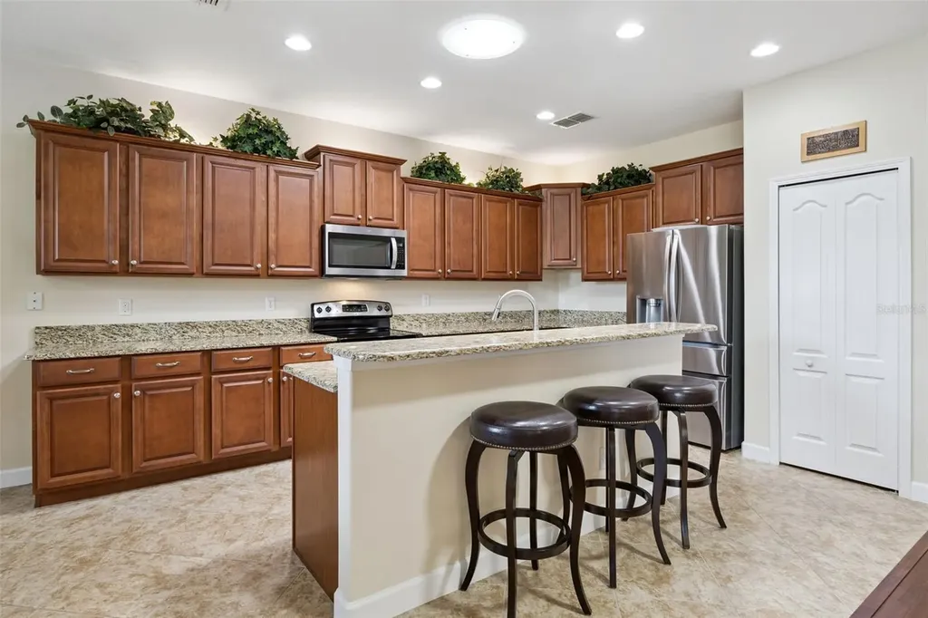 2892 Sandy Cay Street Clermont FL 34711