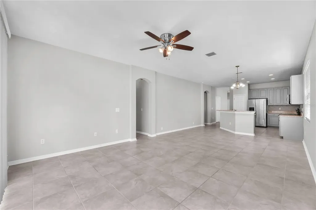 10109 Celtic Ash Drive Ruskin FL 33573