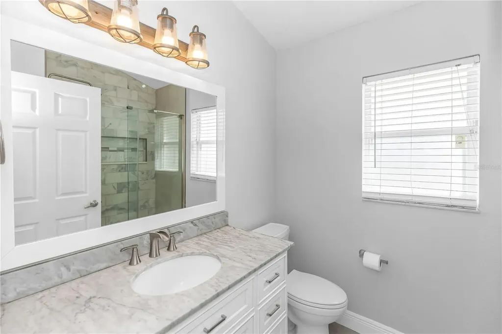 422 Canary Island Court Orlando FL 32828
