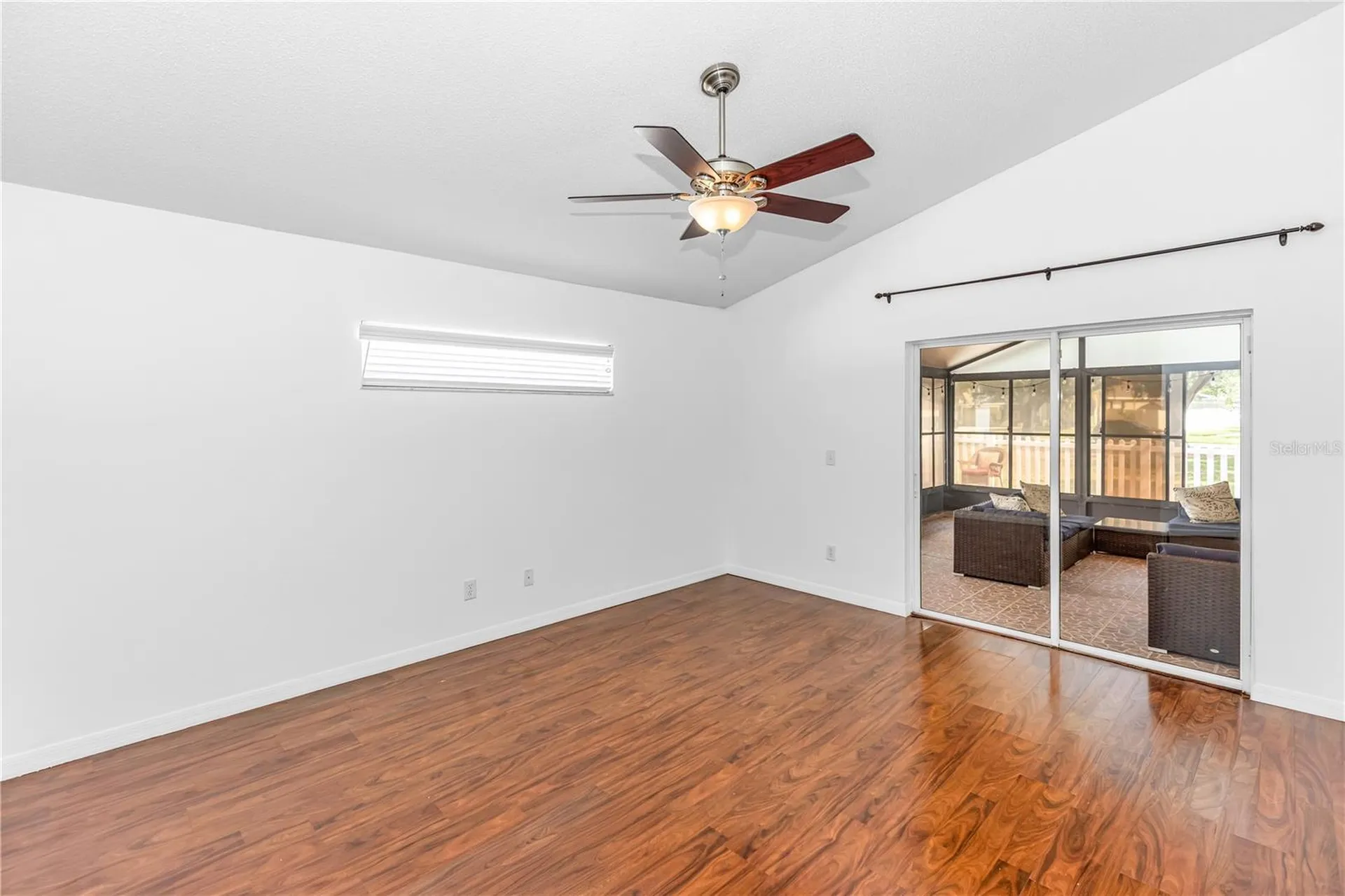 422 Canary Island Court Orlando FL 32828