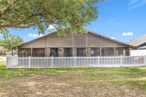 422 Canary Island Court Orlando FL 32828