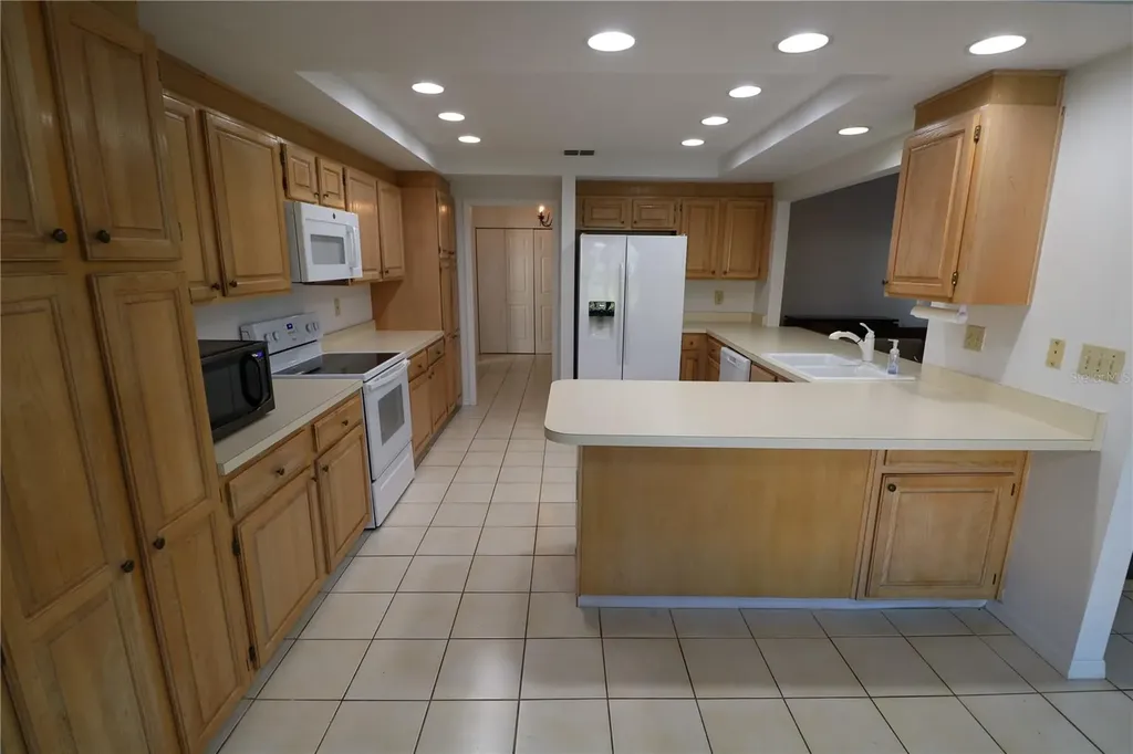 5424 Saddlebrook Way Wesley Chapel FL 33543