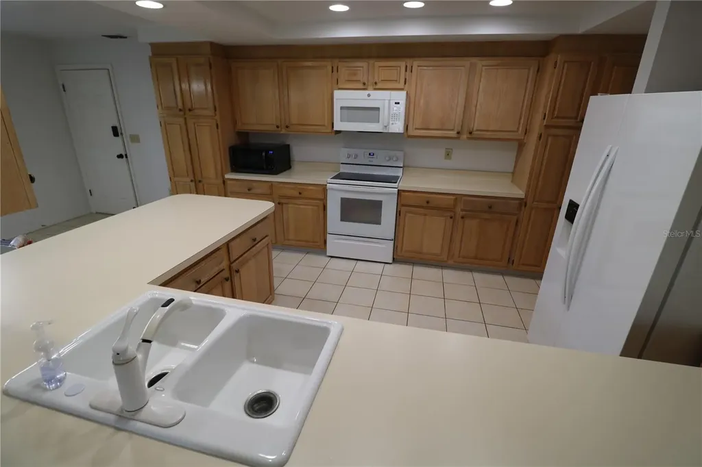 5424 Saddlebrook Way Wesley Chapel FL 33543