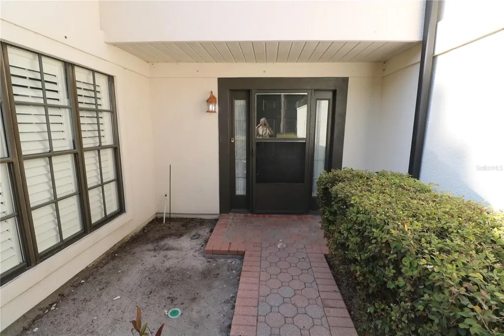 5424 Saddlebrook Way Wesley Chapel FL 33543