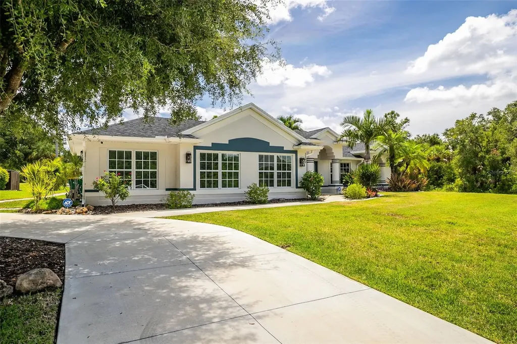1282 Clearview Drive Port Charlotte FL 33953