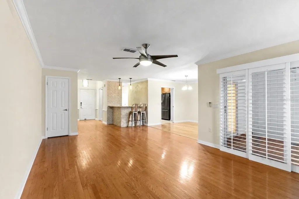 618 Maple Oak Circle Altamonte Springs FL 32701