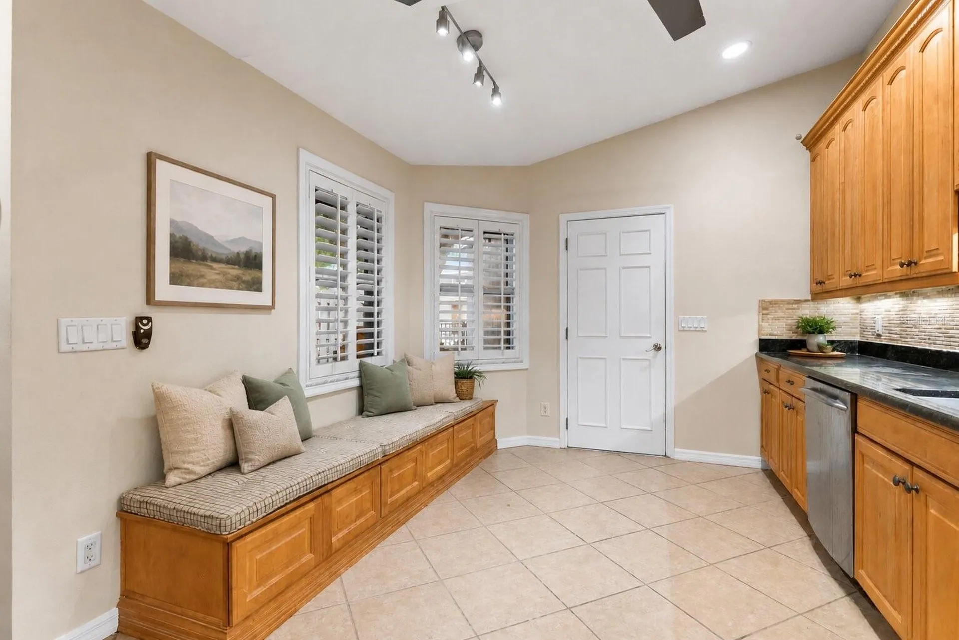 618 Maple Oak Circle Altamonte Springs FL 32701