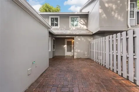 618 Maple Oak Circle Altamonte Springs FL 32701