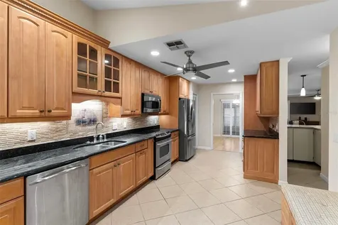 618 Maple Oak Circle Altamonte Springs FL 32701