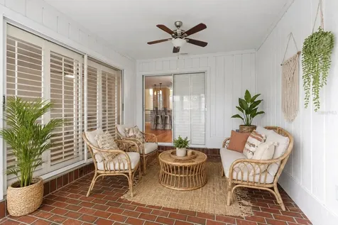 618 Maple Oak Circle Altamonte Springs FL 32701