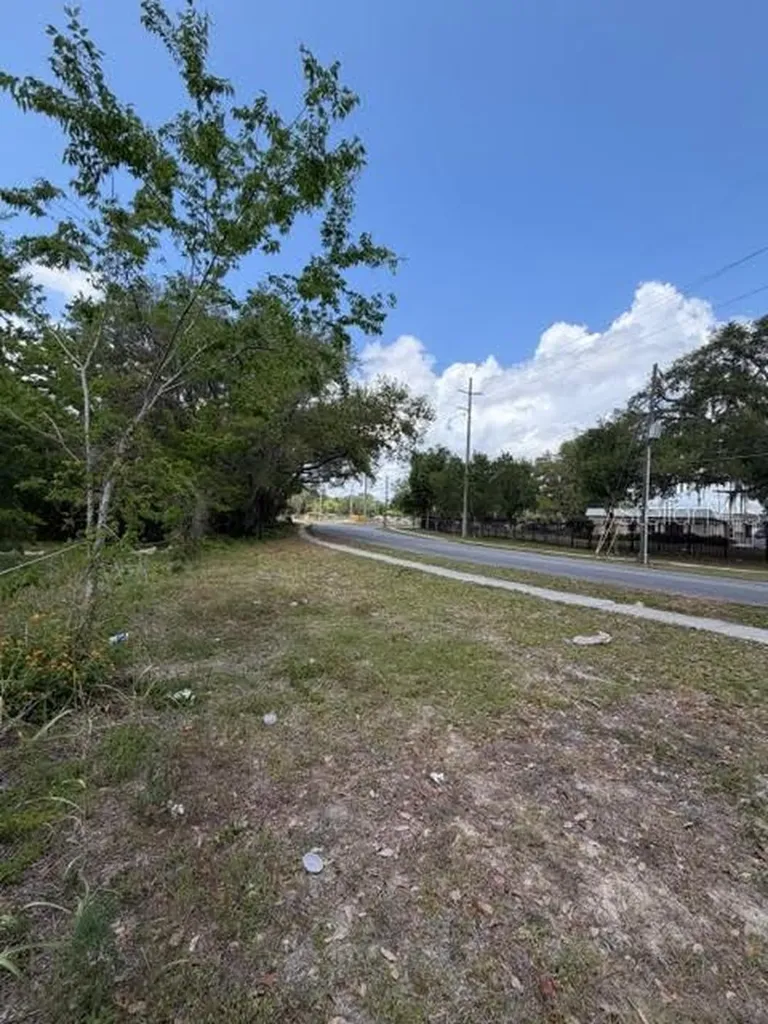 451 Rolling Acres Road Lady Lake FL 32159