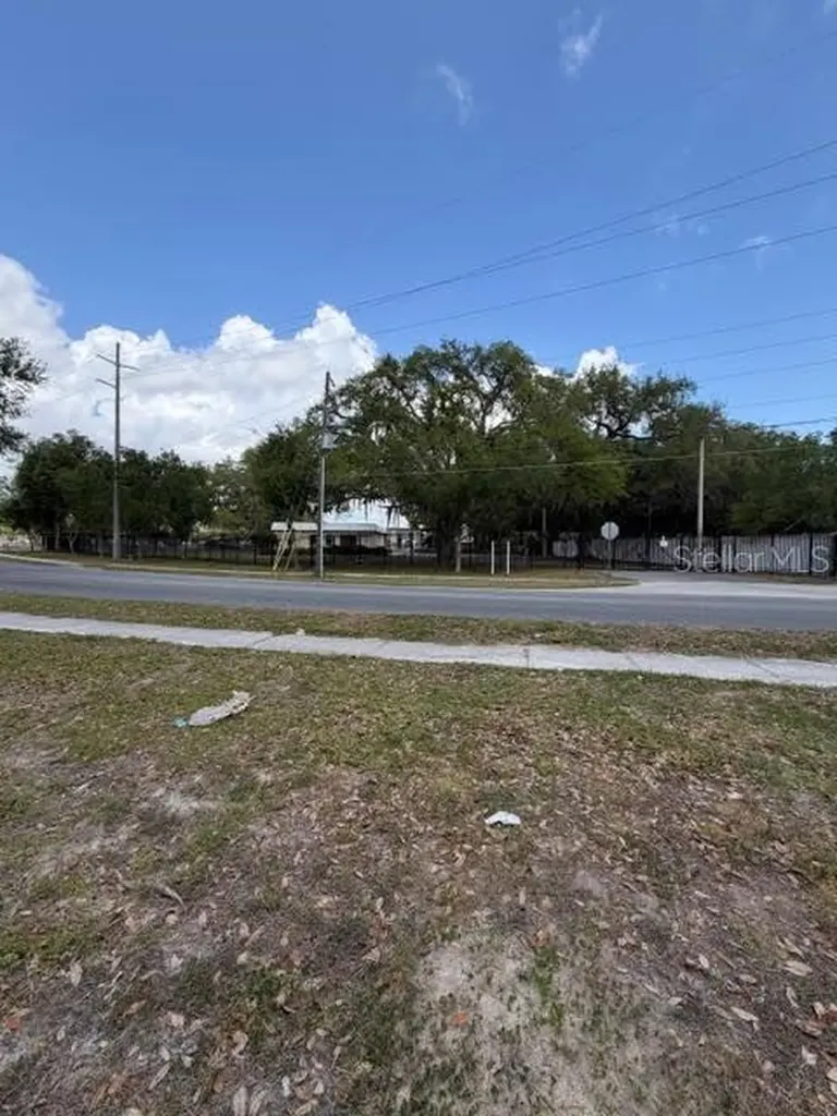 451 Rolling Acres Road Lady Lake FL 32159