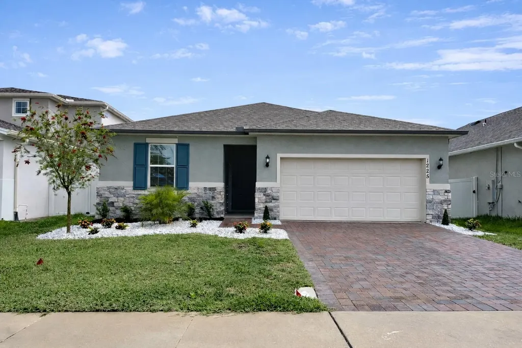 1225 Fox Hedge Lane St Cloud FL 34771