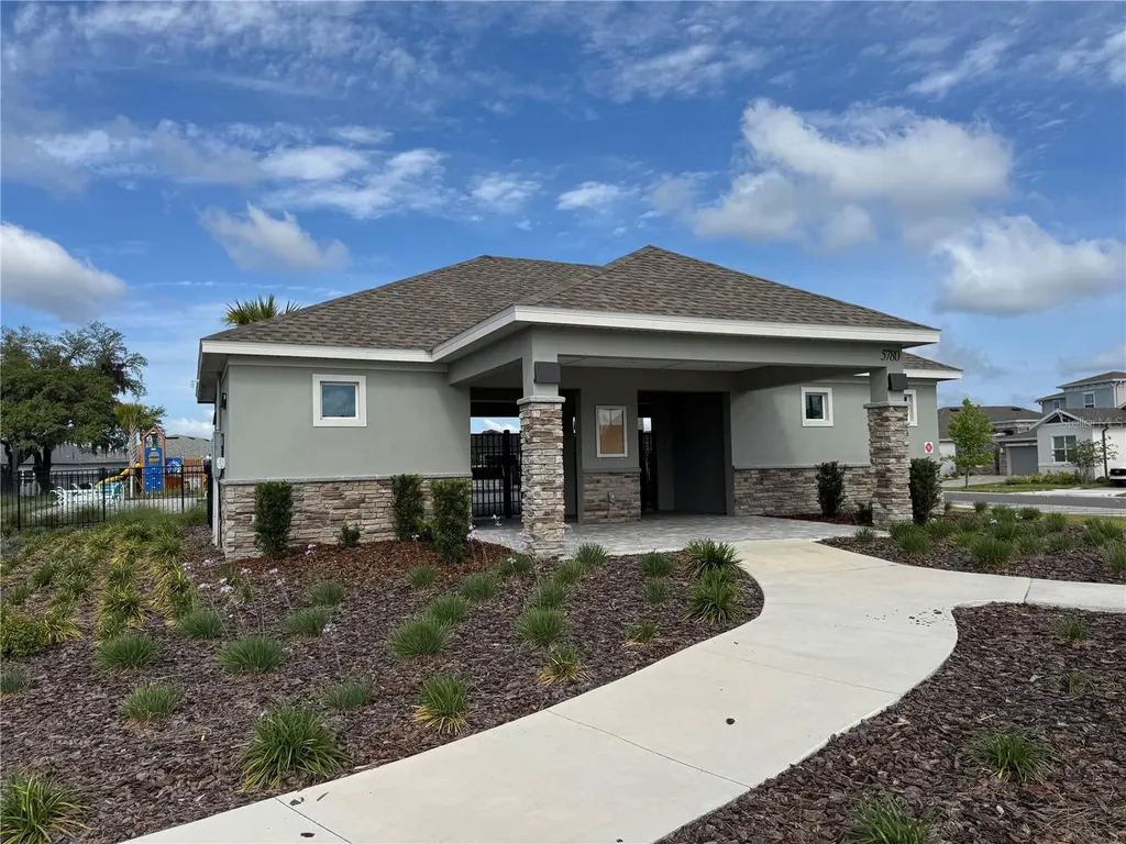 1225 Fox Hedge Lane St Cloud FL 34771
