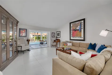 4959 58th Avenue S St Petersburg FL 33715