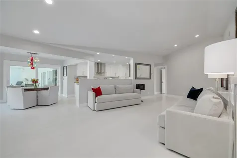 4959 58th Avenue S St Petersburg FL 33715
