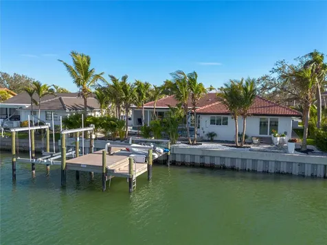 4959 58th Avenue S St Petersburg FL 33715
