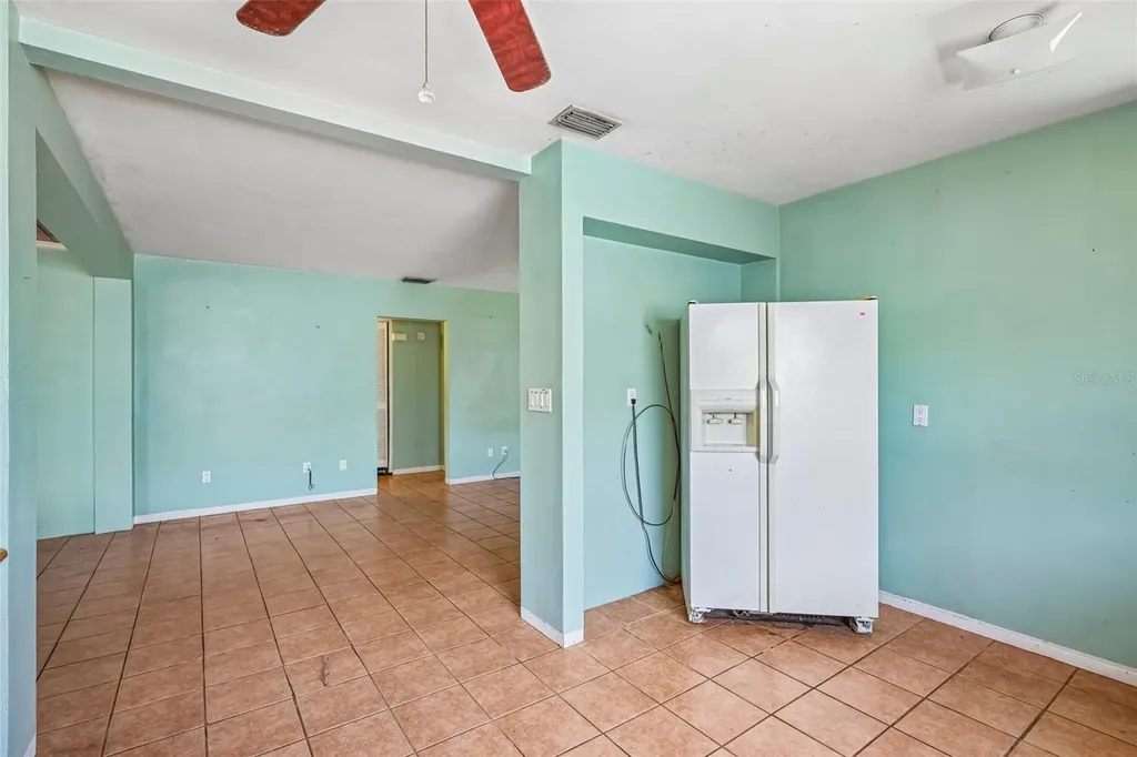 6610 4th Avenue N St Petersburg FL 33710
