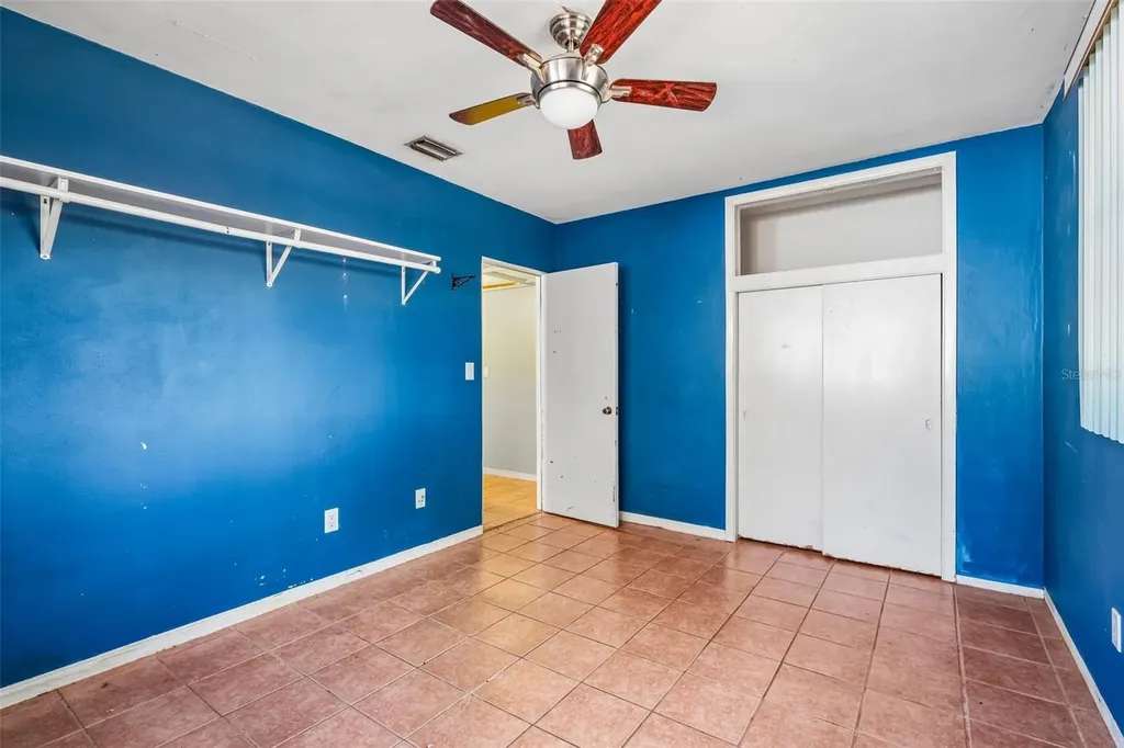 6610 4th Avenue N St Petersburg FL 33710