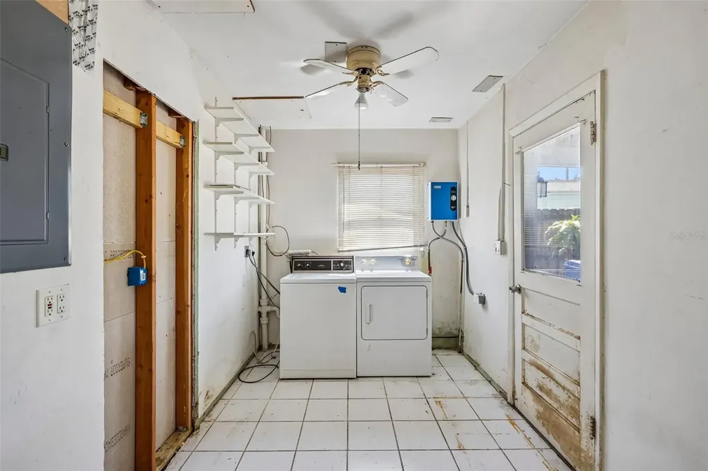 6610 4th Avenue N St Petersburg FL 33710