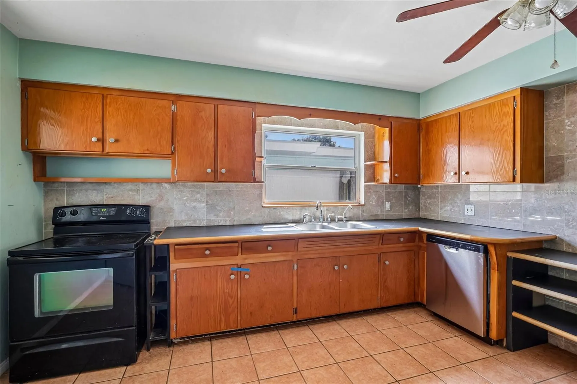 6610 4th Avenue N St Petersburg FL 33710