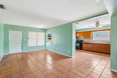 6610 4th Avenue N St Petersburg FL 33710