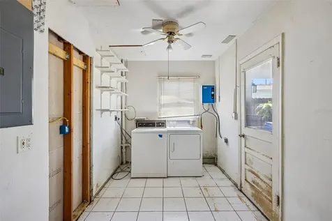 6610 4th Avenue N St Petersburg FL 33710