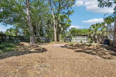 6610 4th Avenue N St Petersburg FL 33710