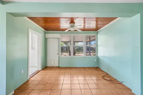 6610 4th Avenue N St Petersburg FL 33710