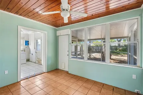 6610 4th Avenue N St Petersburg FL 33710