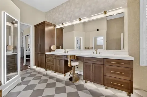 17803 Osprey Pointe Place Tampa FL 33647