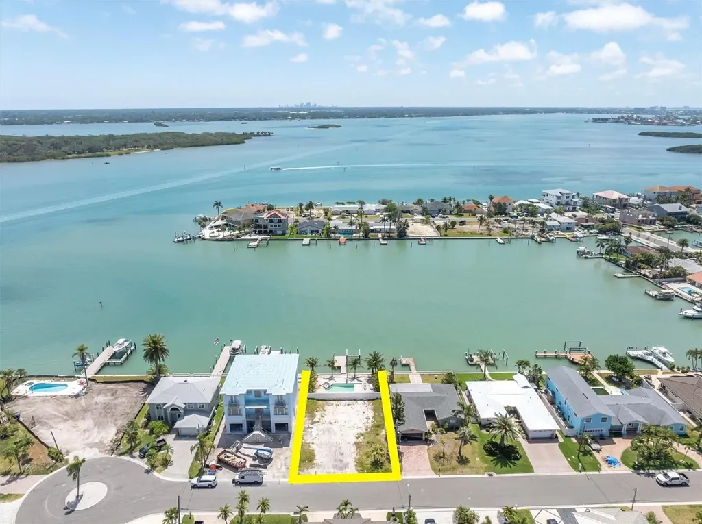 575 Crystal Drive Madeira Beach FL 33708