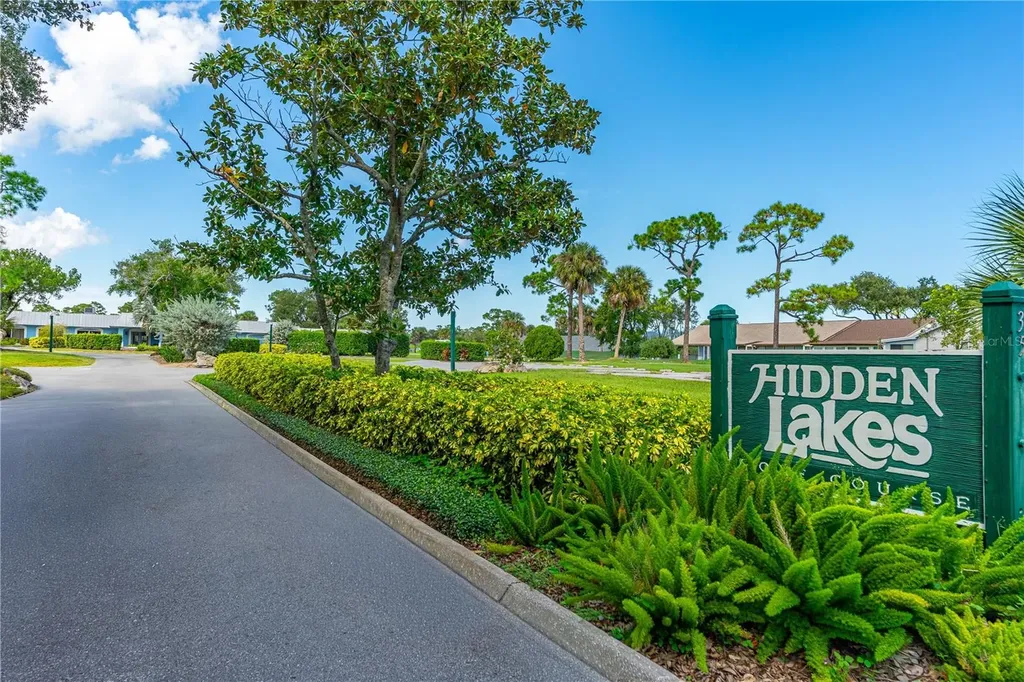 35 Lake Fairgreen Circle New Smyrna Beach FL 32168