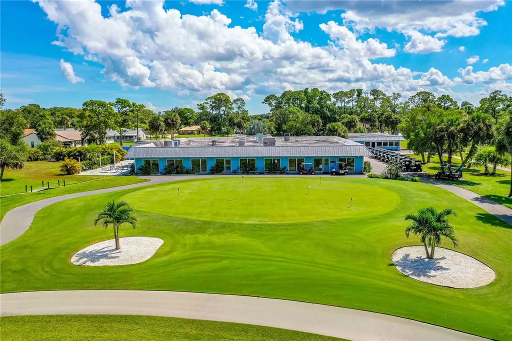 35 Lake Fairgreen Circle New Smyrna Beach FL 32168