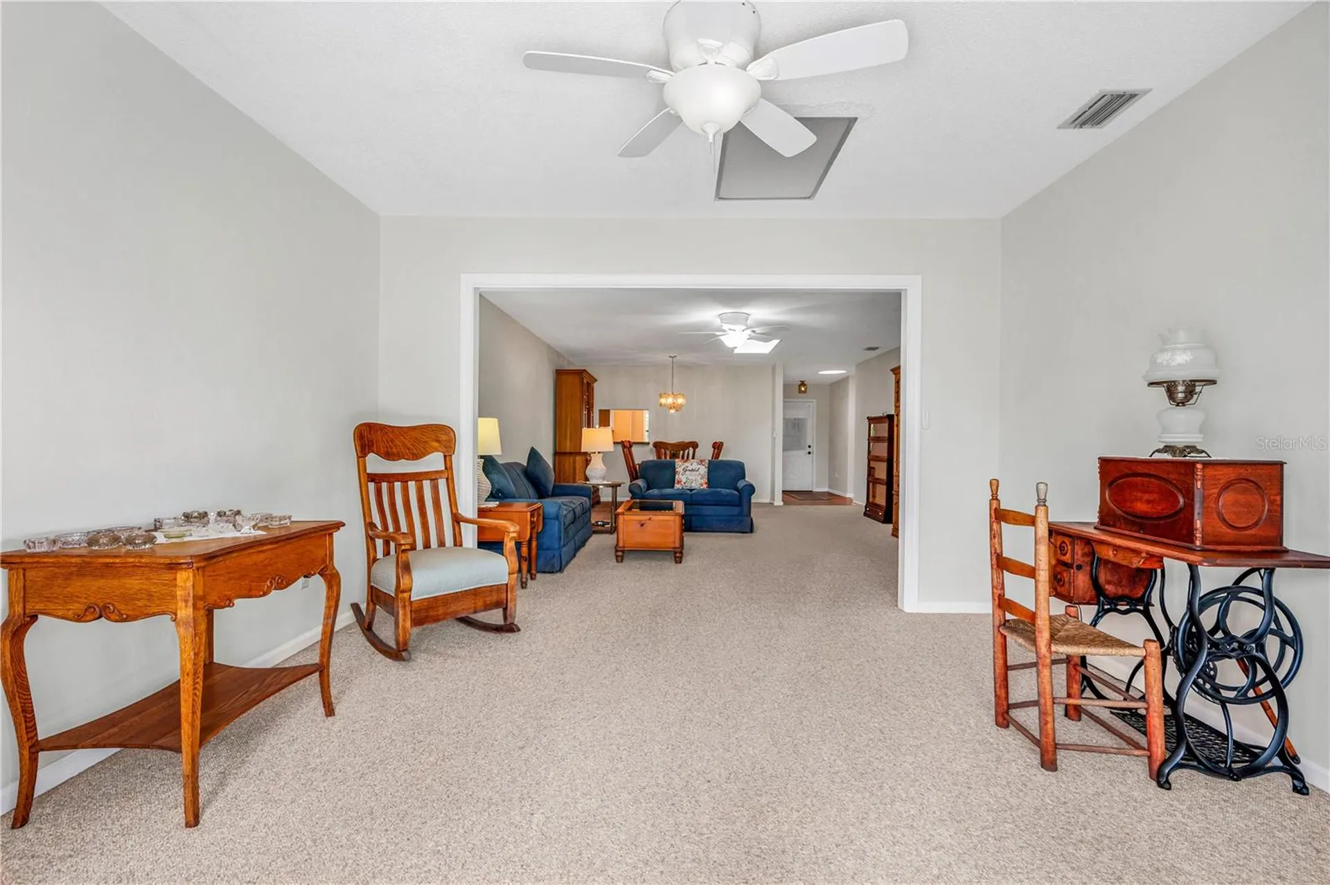 35 Lake Fairgreen Circle New Smyrna Beach FL 32168