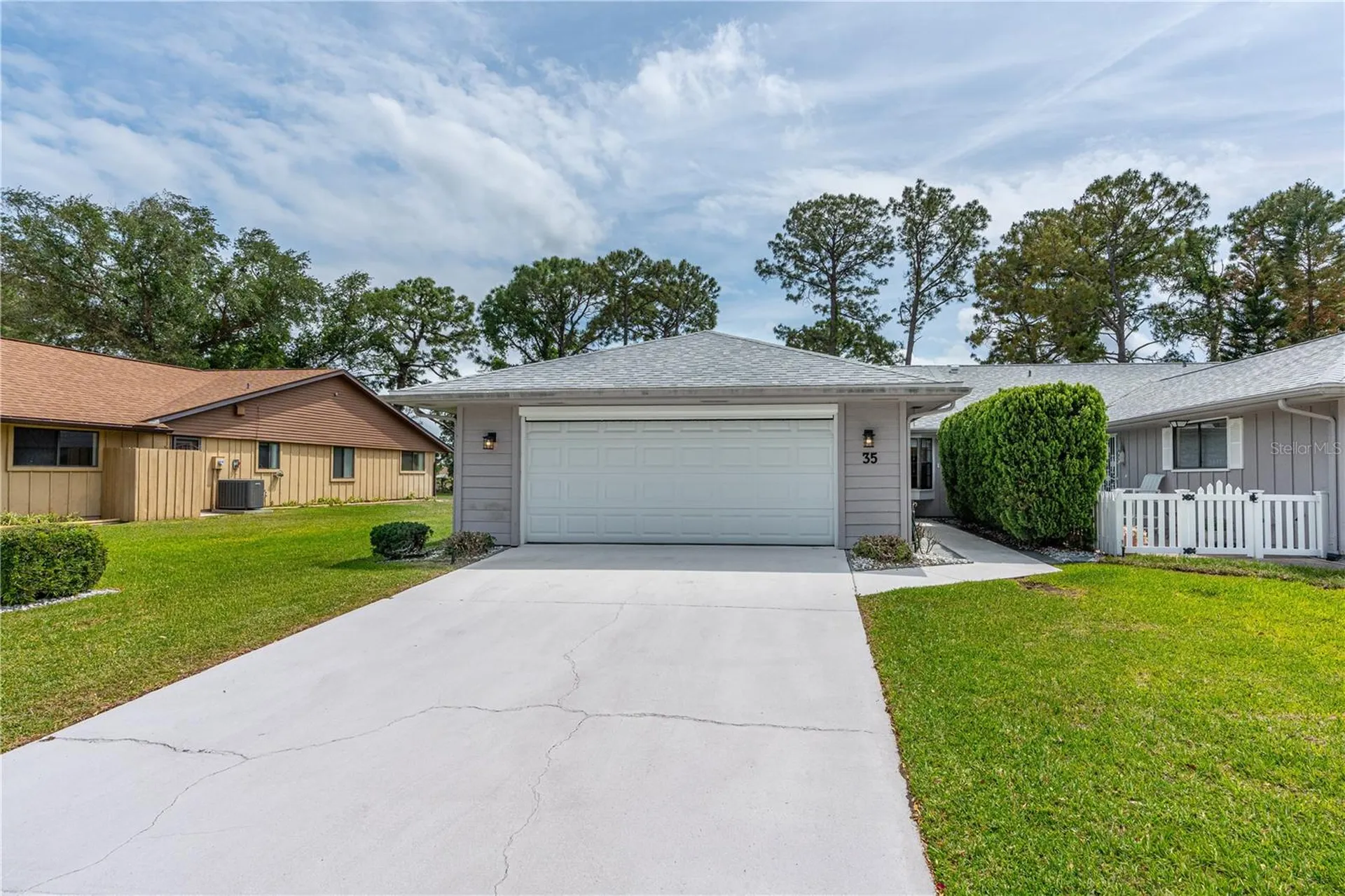 35 Lake Fairgreen Circle New Smyrna Beach FL 32168