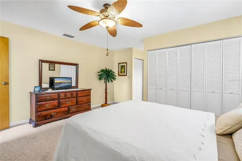 35 Lake Fairgreen Circle New Smyrna Beach FL 32168