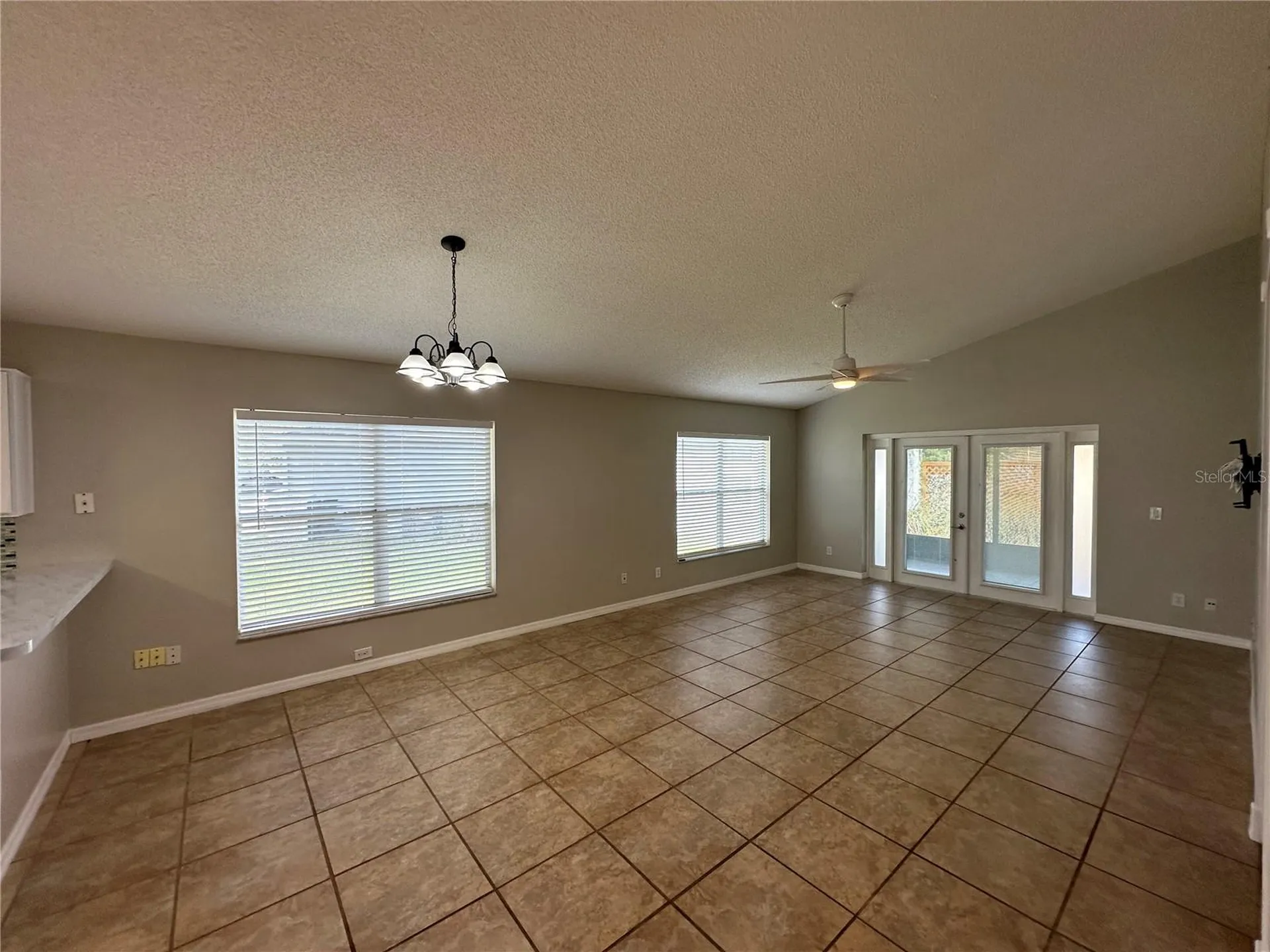 13701 Meadowpark Avenue Orlando FL 32826