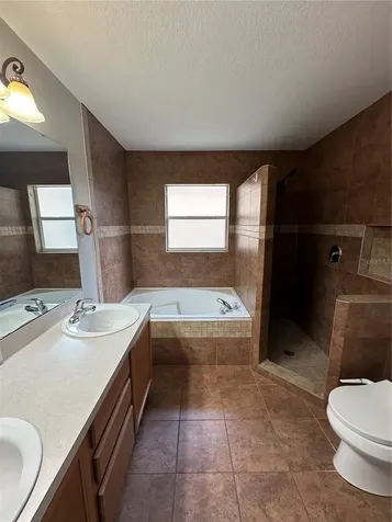 13701 Meadowpark Avenue Orlando FL 32826