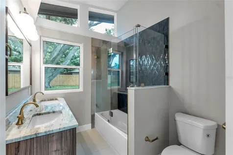 5023 9th Street E Bradenton FL 34203
