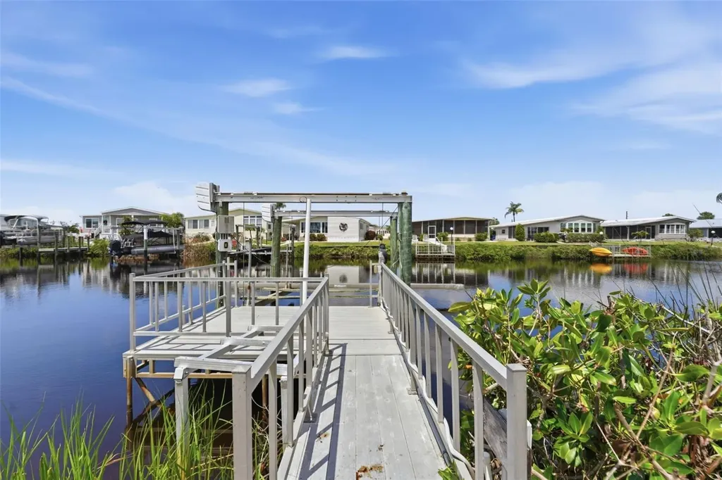 118 Martinique Road North Port FL 34287
