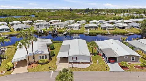 118 Martinique Road North Port FL 34287