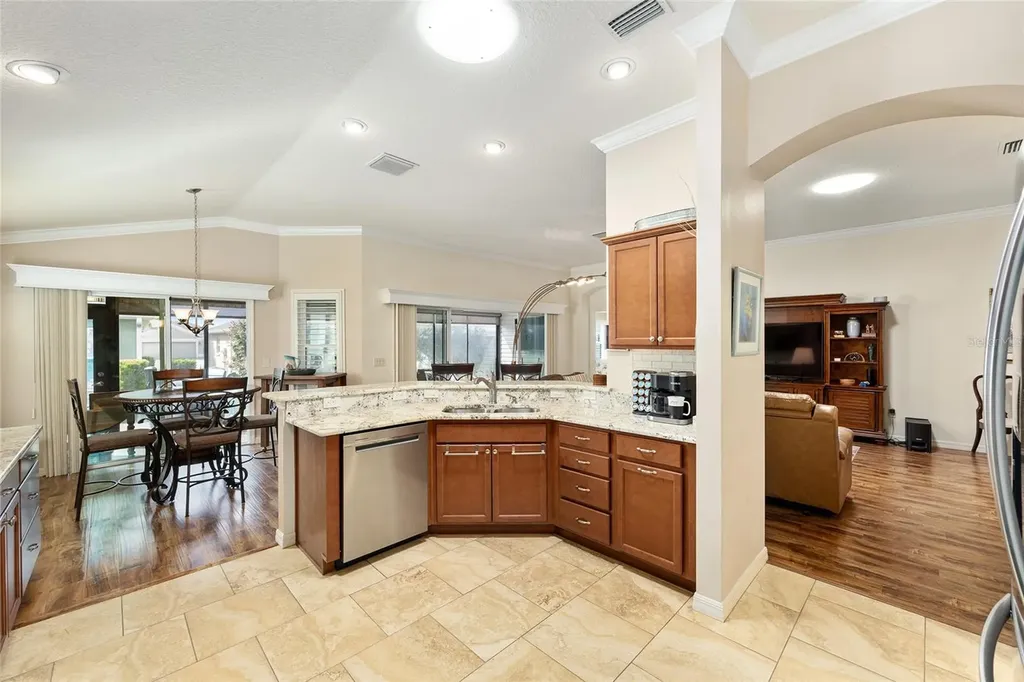 475 Island House Path The Villages FL 32163
