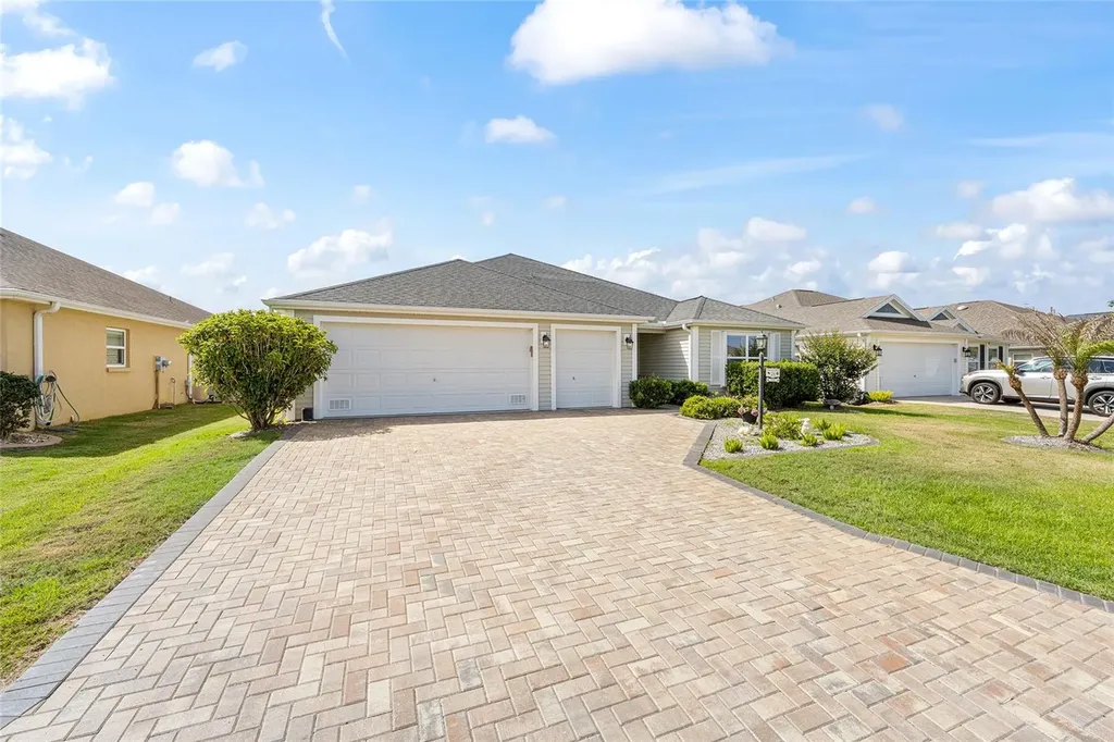475 Island House Path The Villages FL 32163