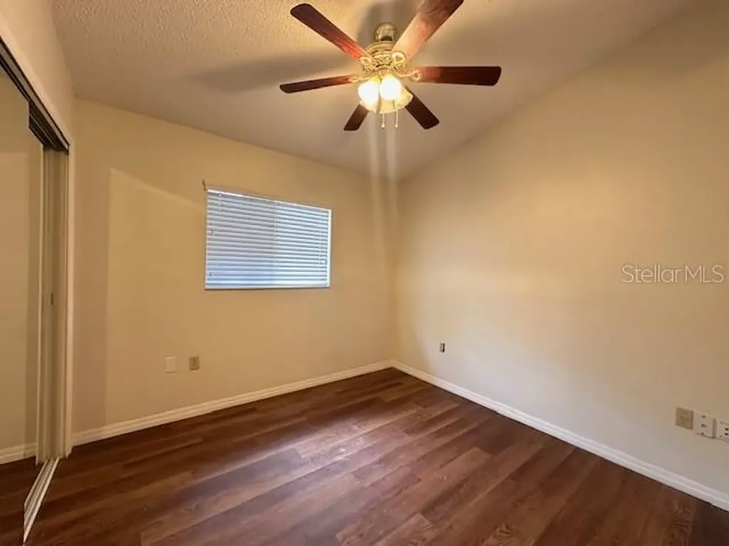 542 E Caroline Street Tavares FL 32778