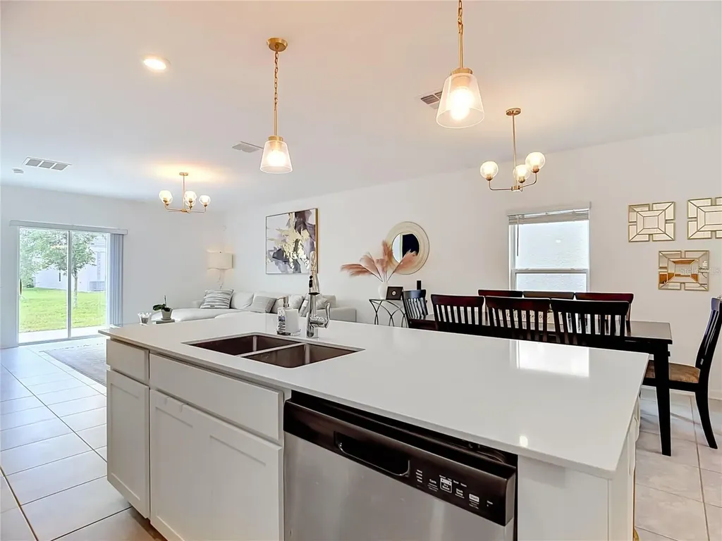 526 Hatteras Road Davenport FL 33837
